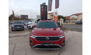 VW T-ROC 1.0 TSI 110 KS LIFE PLUS *TVORNIČKO JAMSTVO*