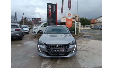 PEUGEOT 208 1.2 PureTech 100 KS ALLURE *VOZILO S JAMSTVOM*