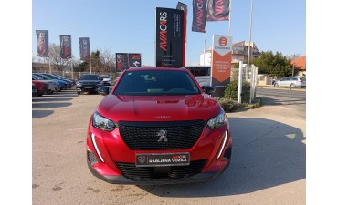 PEUGEOT 2008 1.2 PureTech 100 KS STYLE *VOZILO S JAMSTVOM*