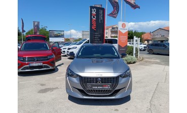 PEUGEOT 208 1.2 PureTech 75 KS STYLE *VOZILO S JAMSTVOM*